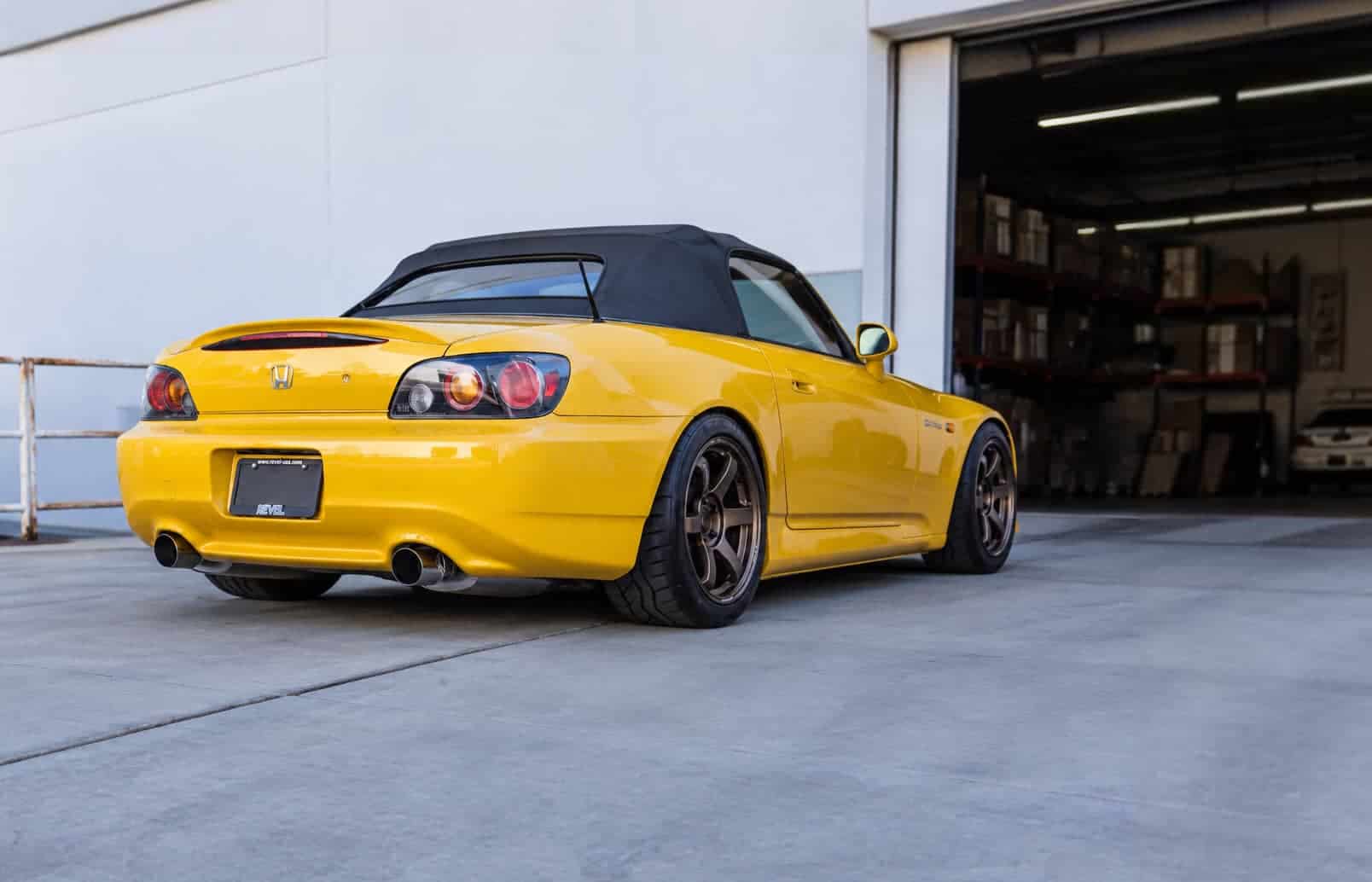 Yellow S2000 04 Street Plus